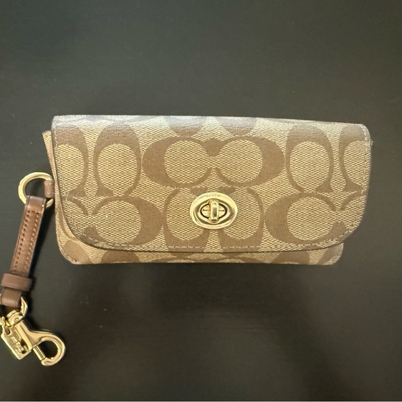 Coach Accessories - Coach Brown Signature Eyeglasses case
